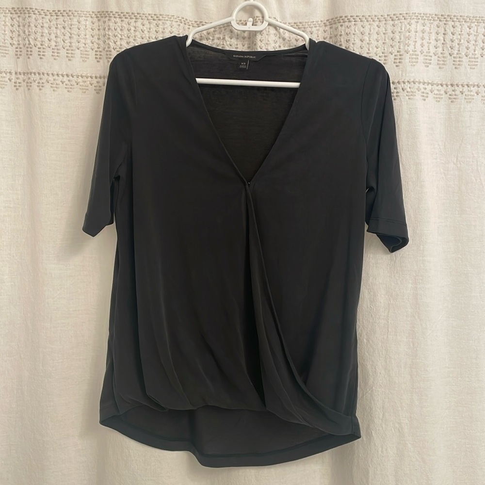 Banana Republic Drape Front Top - Size XS - Dark Grey